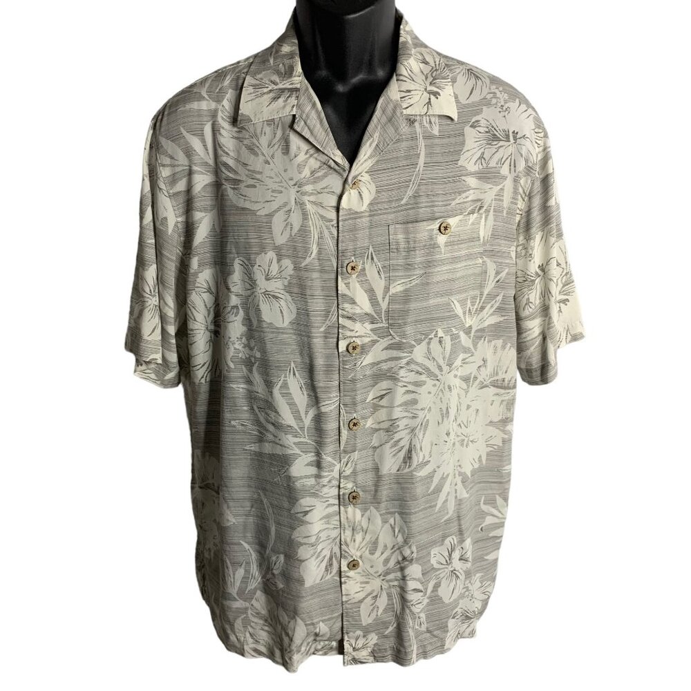 Caribbean Button Up Hawaiian Camp Shirt M White Black Floral Short Sleeve Pocket